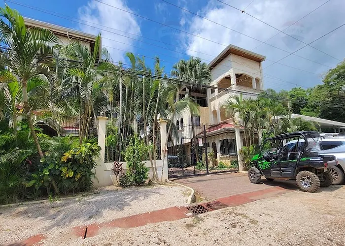 La Buena Vida * Tamarindo