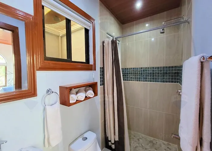 La Buena Vida Apartment *