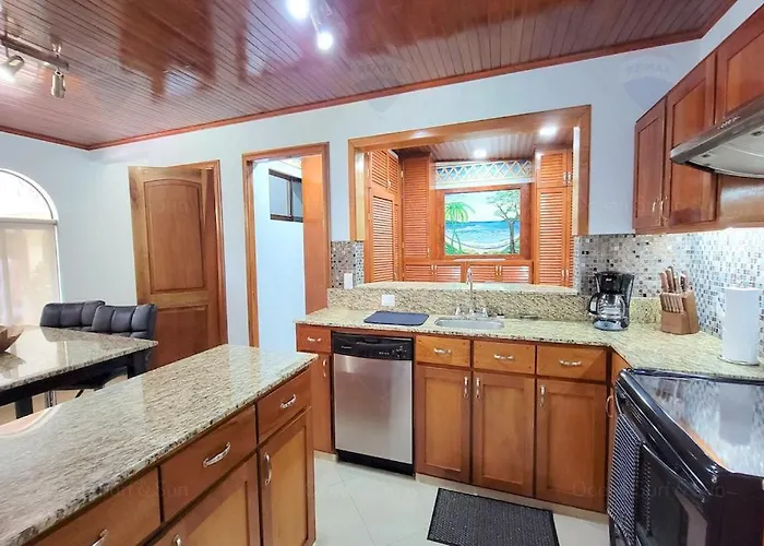 La Buena Vida Apartment *