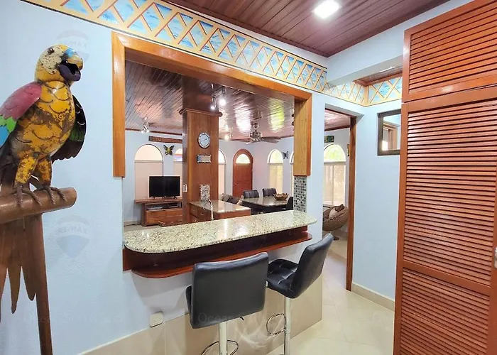 La Buena Vida Apartment *